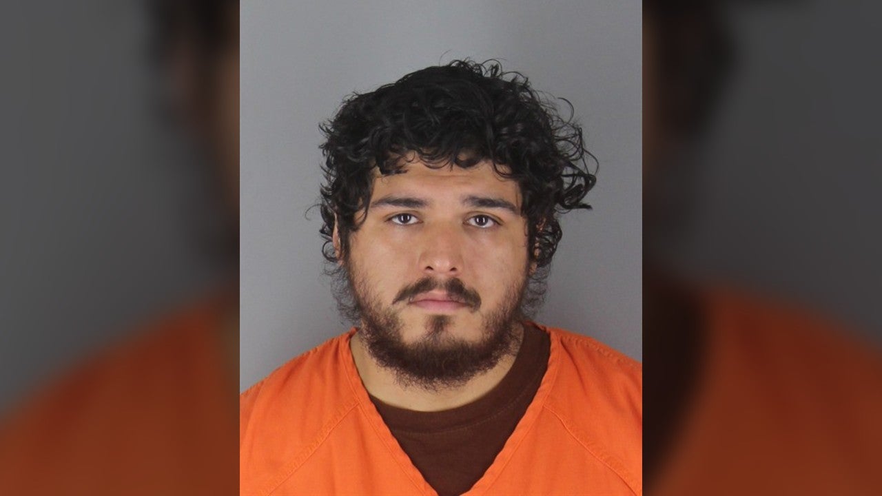 Charges: Bloomington man stabbed roommate while he was asleep, severely injuring him — Mankato Real Estate news